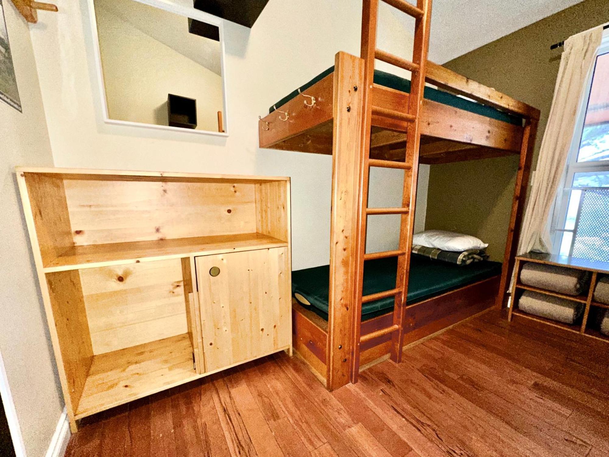 Canmore Alpine Hostel - Alpine Club Of Canada Zewnętrze zdjęcie