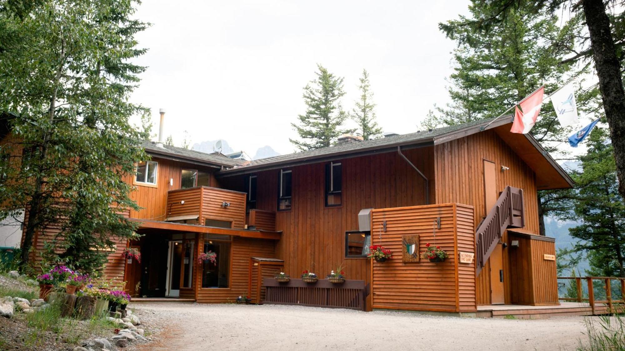 Canmore Alpine Hostel - Alpine Club Of Canada Zewnętrze zdjęcie